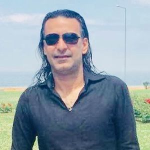 Meet your Posher, Farshad